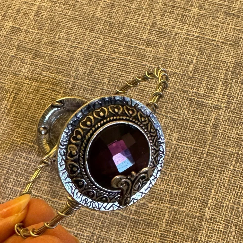 Bracelet Featuring 2 Ornate Silver Filigree Setting With Faceted Purple Glass - Picture 2 of 11